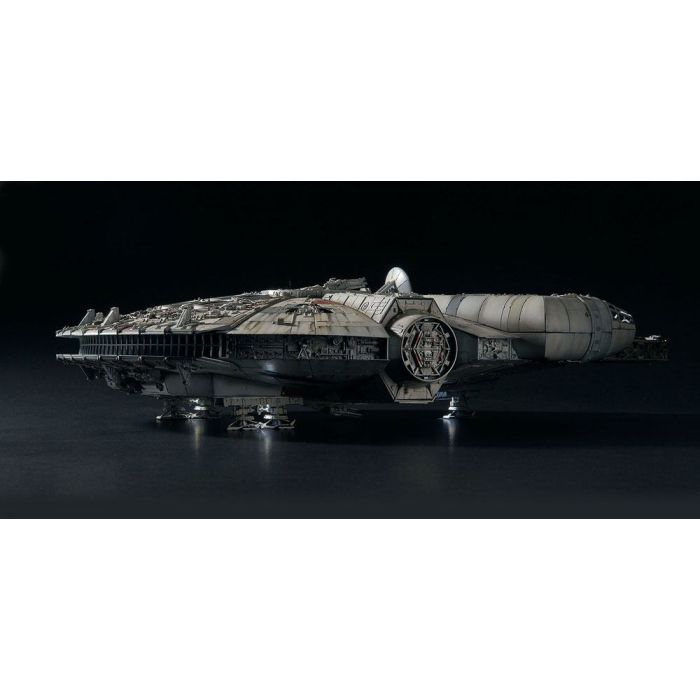 Star Wars Episode IV Perfect Grade Plastic Model Kit 1/72 Millennium Falcon 48 cm
