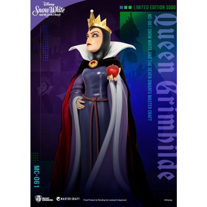Disney Snow White and the Seven Dwarfs Master Craft Statue Queen Grimhilde 41 cm