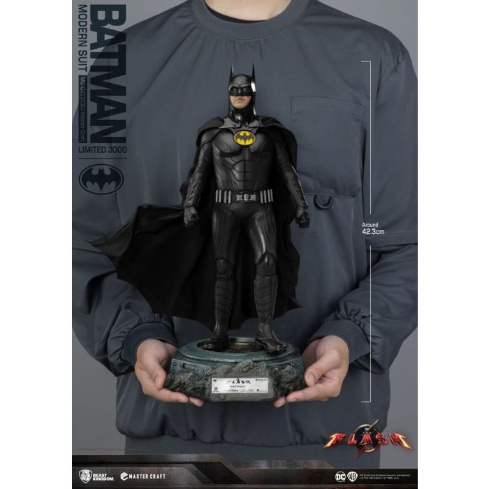 Batman Master Craft Statue Batman Modern Suit 42 cm