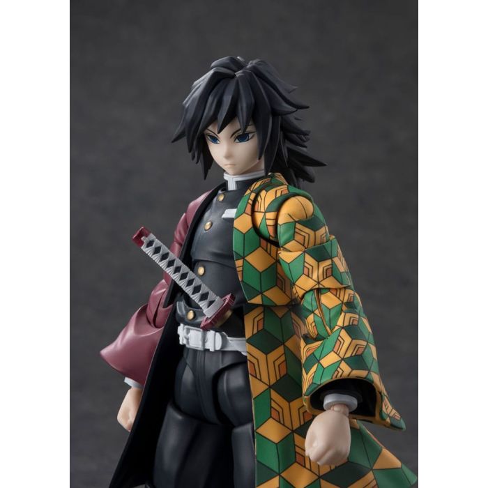 Demon Slayer: Kimetsu no Yaiba S.H. Figuarts Action Figure Giyu Tomioka 15 cm  