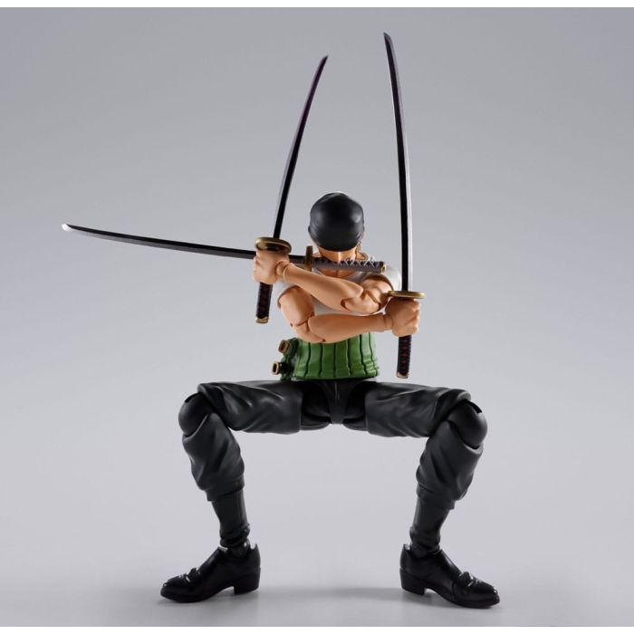 One Piece S.H.Figuarts Action Figure Roronoa Zoro Romance Dawn Ver. 15 cm       