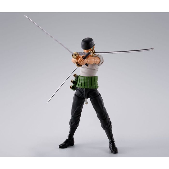 One Piece S.H.Figuarts Action Figure Roronoa Zoro Romance Dawn Ver. 15 cm       