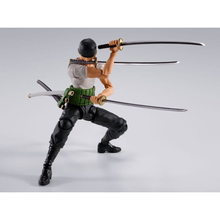 One Piece S.H.Figuarts Action Figure Roronoa Zoro Romance Dawn Ver. 15 cm       