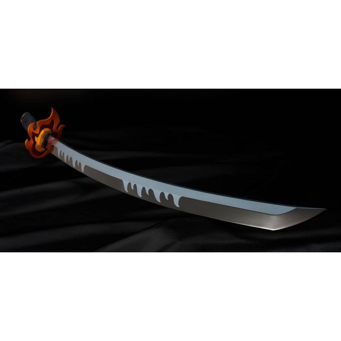 Demon Slayer: Kimetsu no Yaiba Proplica Replica 1/1 Nichirin Sword (Tanjiro Kamado) Kyojuro Rengoku´s Sword Gueard Ver. 88 cm