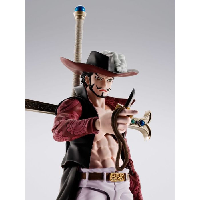 One Piece S.H.Figuarts Action Figure Dracule Mihawk Hawkeye 17 cm      
