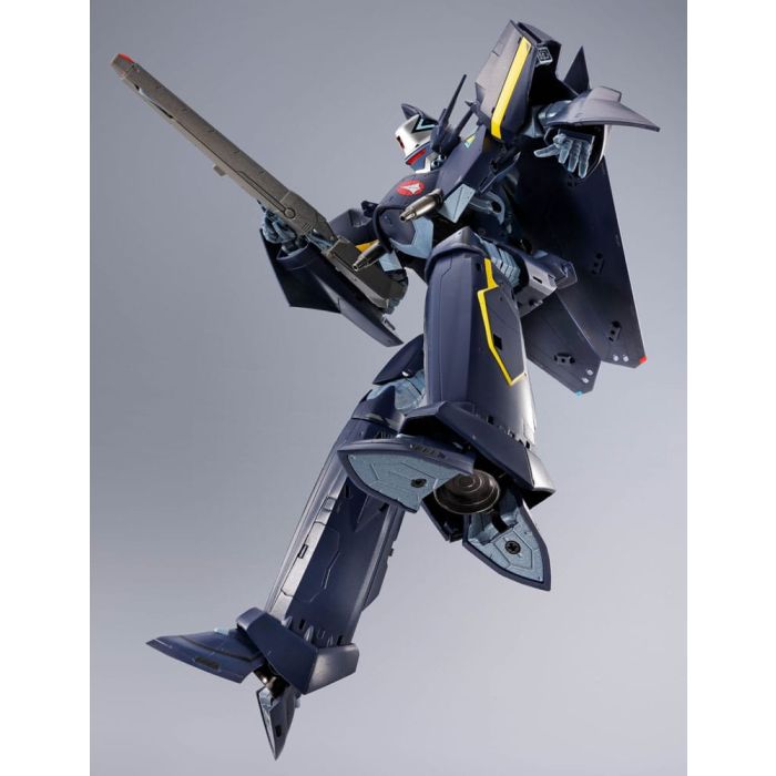 Macross 7 DX Chogokin Action Figure VF-17S Nightmare Stealthvalkyrie (Gamlin Kizaki use) 25 cm