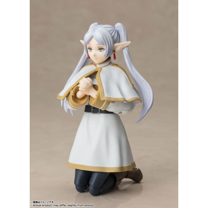 Frieren: Beyond Journey's End S.H. Figuarts Action Figure Frieren 14 cm