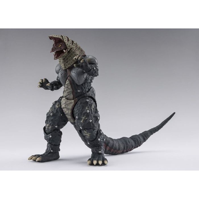 Ultraman Series S.H.Figuarts Shinkocchou Seihou Action Figure Golza 30th Anniversary Edition 15 cm       