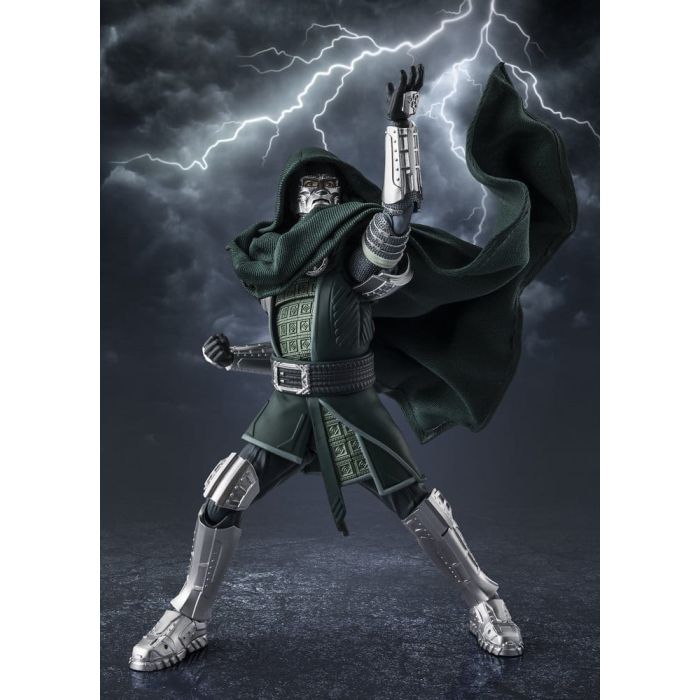 Marvel S.H.Figuarts Action Figure Doctor Doom (Avengers: Doomsday) 16 cm