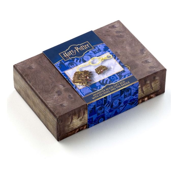 Harry Potter: Monster Book Keychain and Pin Badge Gift Set 