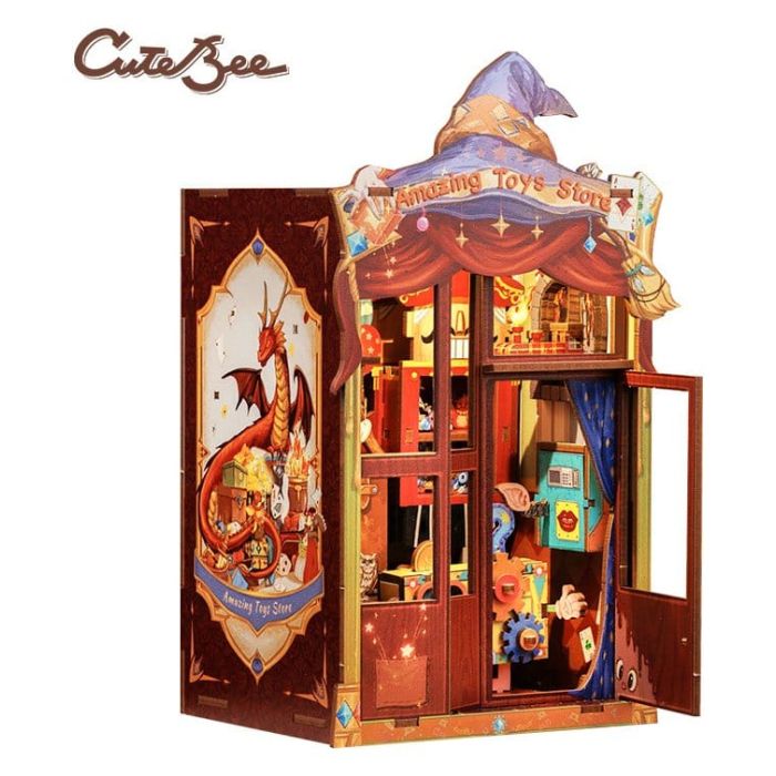Book Nook Amazing Toy Store 17 x 12 cm