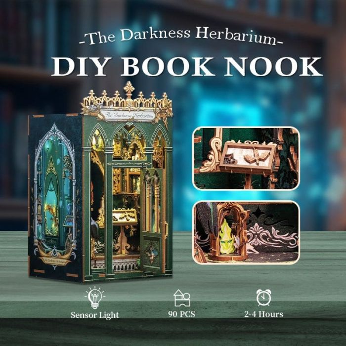 Book Nook The Darkness Herbarium 17 x 12 cm