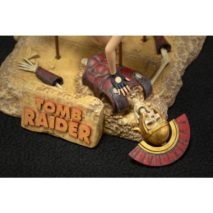 Tomb Raider 1996 PVC Statue Lara Croft Classic Era 17 cm