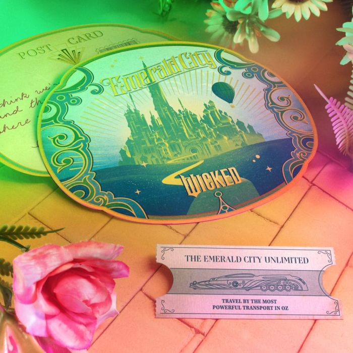 Wicked The Oz Memories Kit   