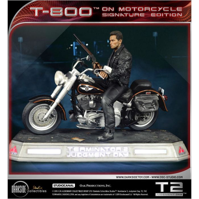Terminator 2 Statue T-800 On Motorcycle Limited Signature Edition 70 cm