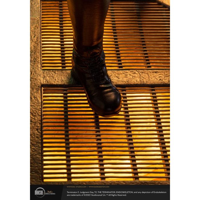 Terminator 2 Judgement Day Premium Statue 1/3 T-1000 30th Anniversary Edition 70 cm