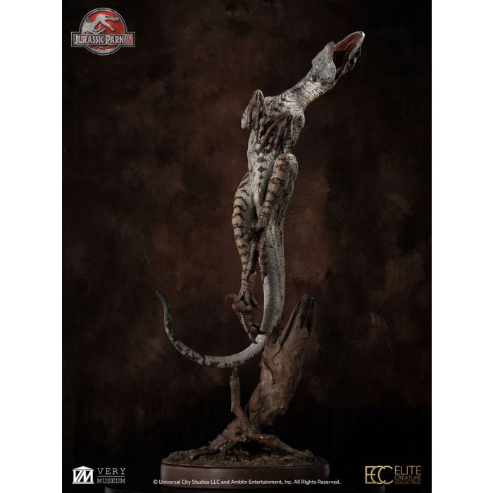 Jurassic Park III Maquette 1/4 Female Velociraptor White Queen 103 cm