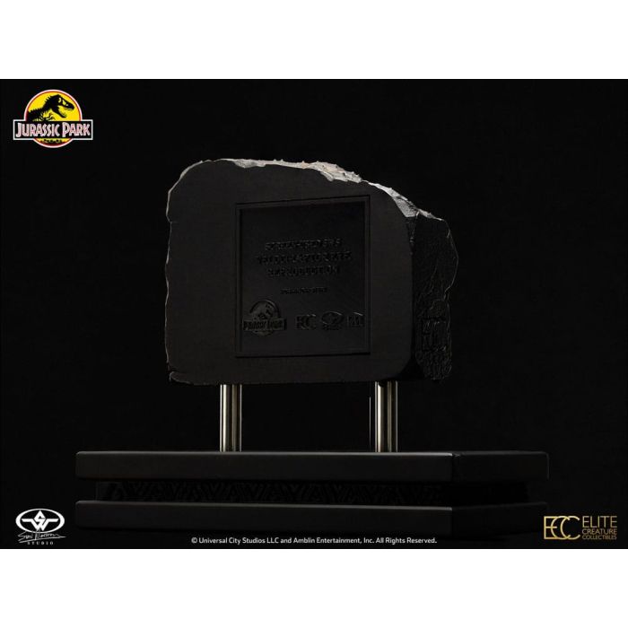 Jurassic Park 1/1 Replica Bust Velociraptor Eye 23 cm   