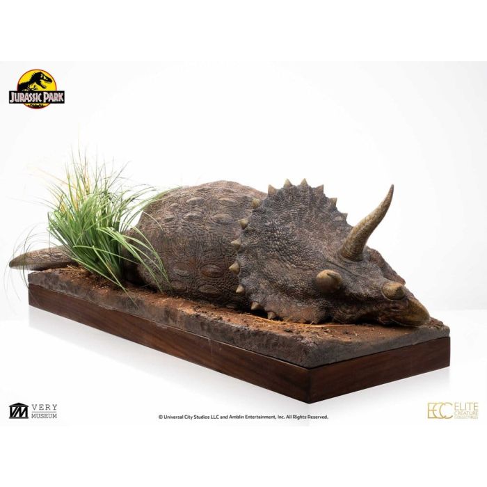 Jurassic Park Maquette 1/8 Sick Triceratops 96 cm
