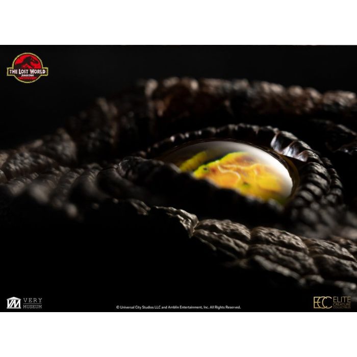 The Lost World: Jurassic Park Replica Bust Male Velociraptor Eye Prop 23 cm   