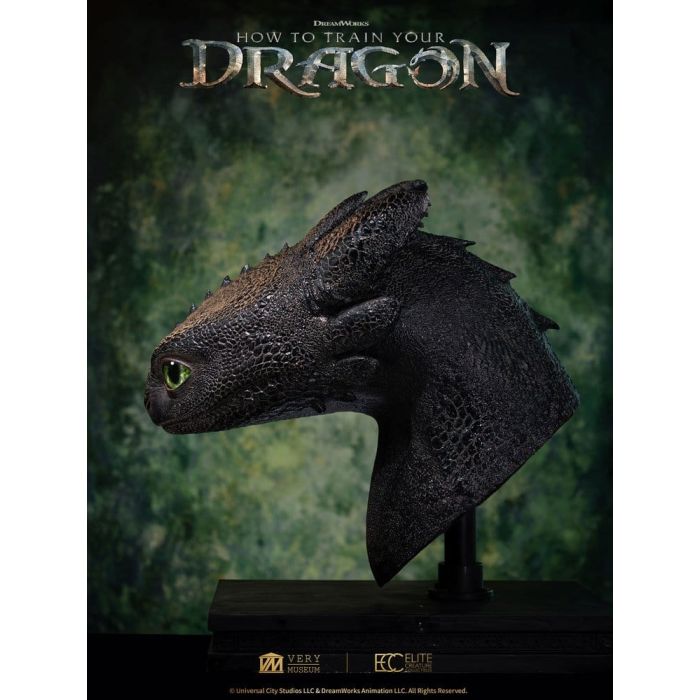 How to Train Your Dragon Life Size Bust Toothless 66 cm