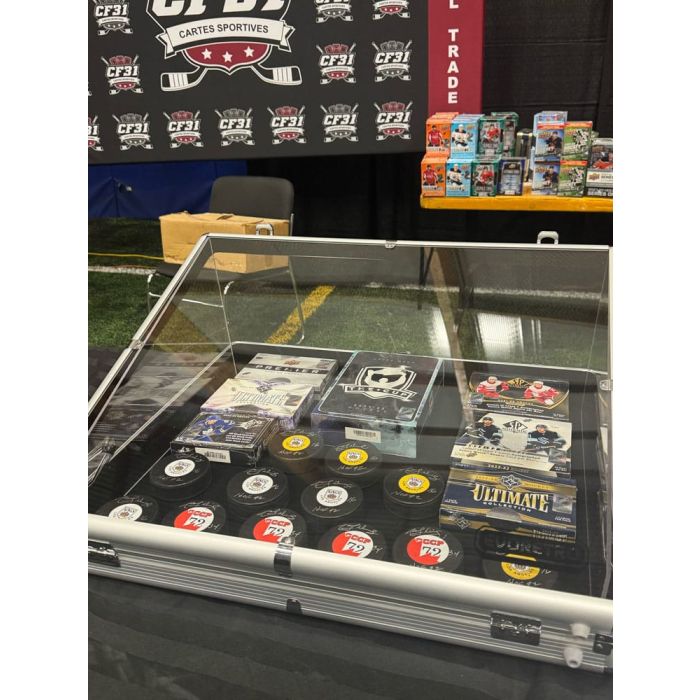Evoretro Trading Card Display Suitcase 