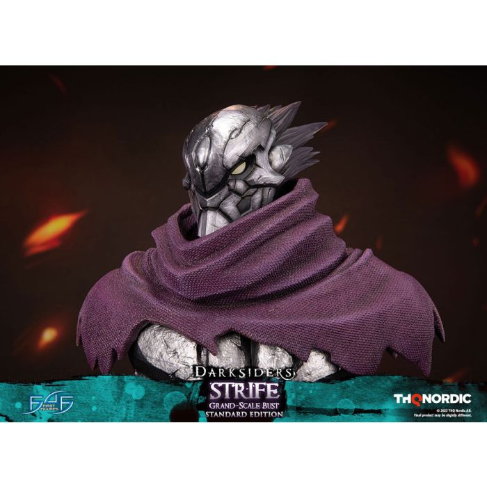 Darksiders Grand Scale Bust Strife 37 cm