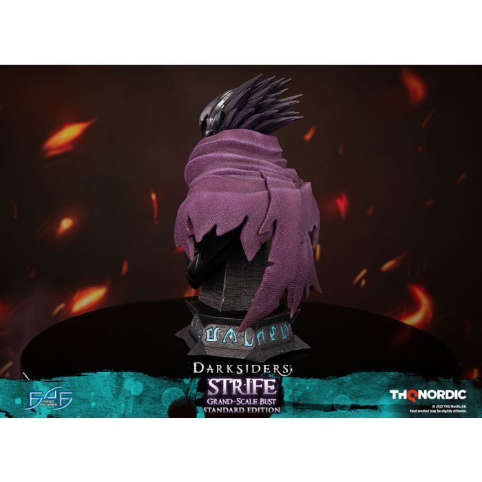 Darksiders Grand Scale Bust Strife 37 cm