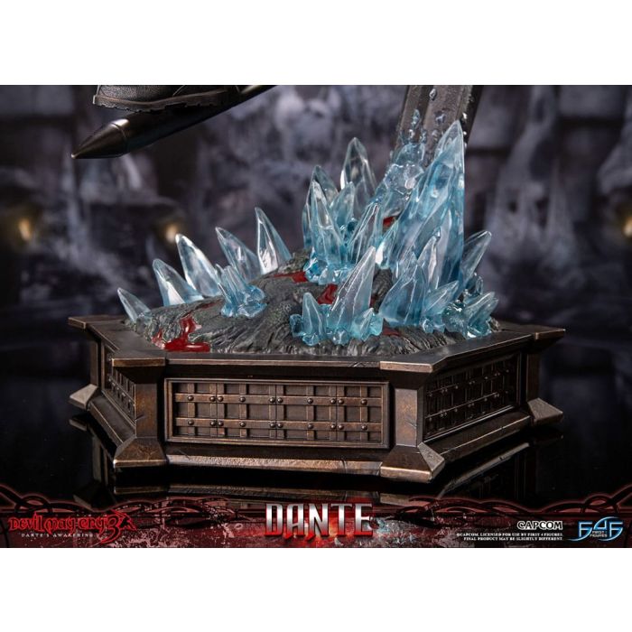 Devil May Cry 3 Statue Dante 43 cm