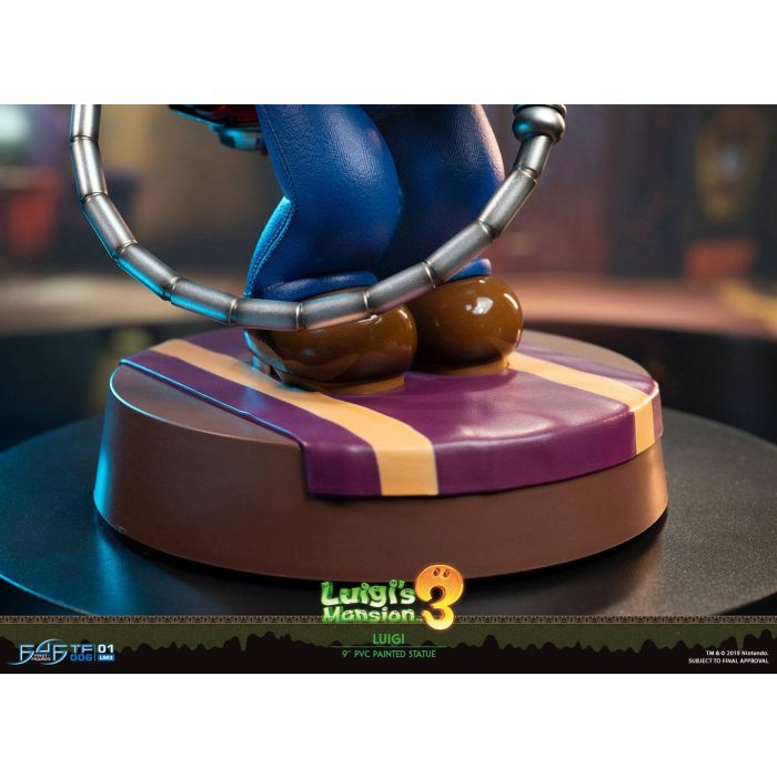 Luigi Statue - Luigi's Mansion 3 - First 4 Figures