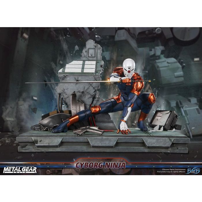 Metal Gear Solid Statue Cyborg Ninja (Gray Fox) 41 cm