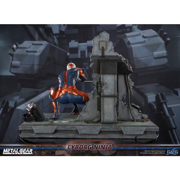 Metal Gear Solid Statue Cyborg Ninja (Gray Fox) 41 cm