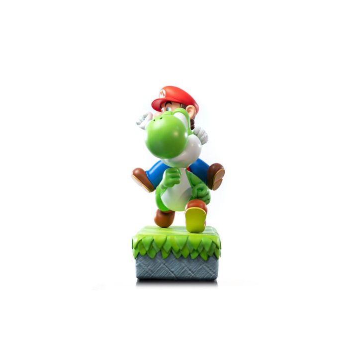 Super Mario Statue Mario & Yoshi 48 cm