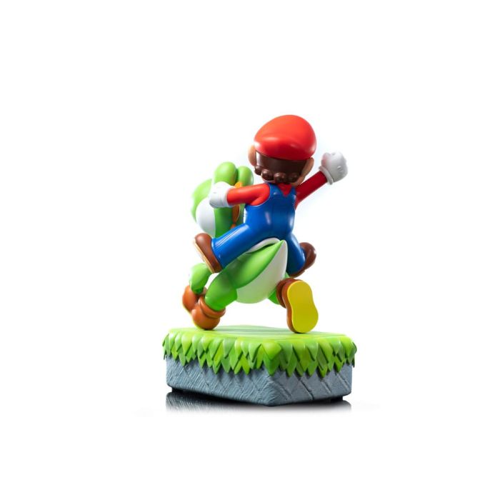 Super Mario Statue Mario & Yoshi 48 cm