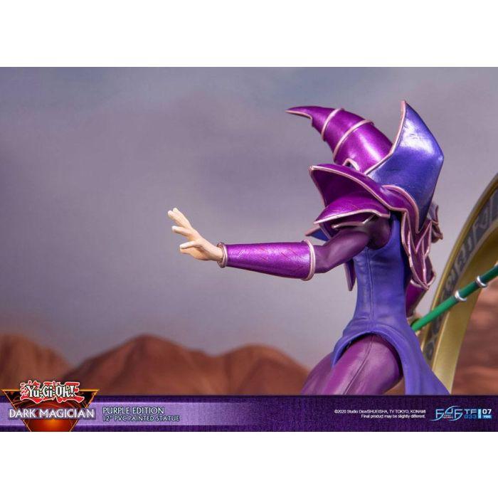 Yu-Gi-Oh! PVC Statue Dark Magician Purple Version 29 cm