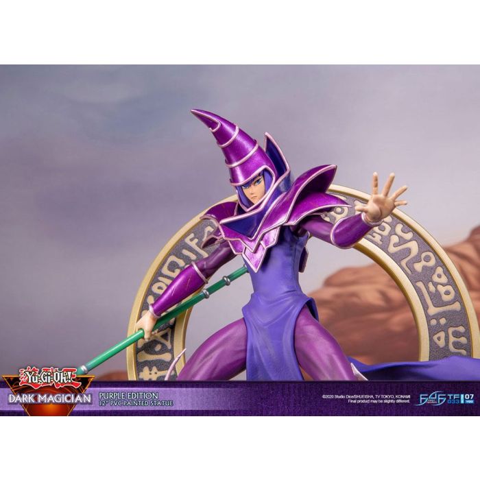 Yu-Gi-Oh! PVC Statue Dark Magician Purple Version 29 cm