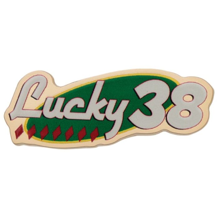 Fallout: New Vegas Replica Lucky 38 Imitation Gold Casino Set Limited Edition