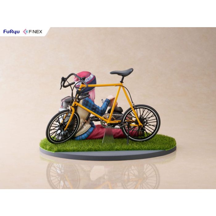 Laid Back Camp F:NEX PVC Statue 1/7 Nadeshiko Kagamihara 13 cm 