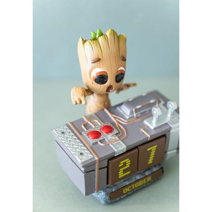 Marvel 3D Perpetual Calendar Groot Death Button 12 cm