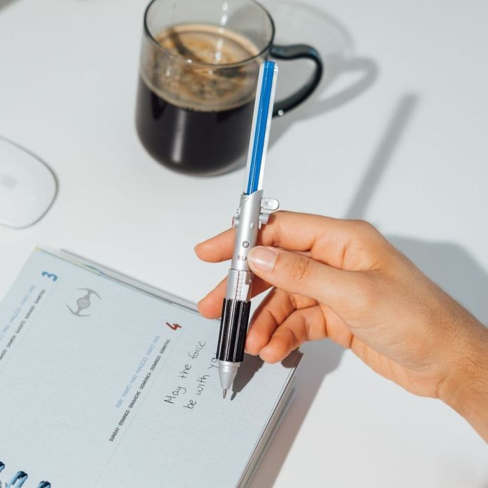 Star Wars Set of 2 Lightsaber Pens  Luke Skywalker & Darth Vader