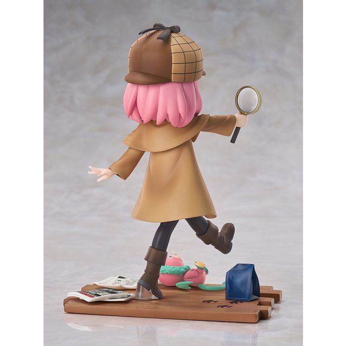 Spy x Family PVC Statue 1/7 Anya Forger: Detective Ver. 17 cm 