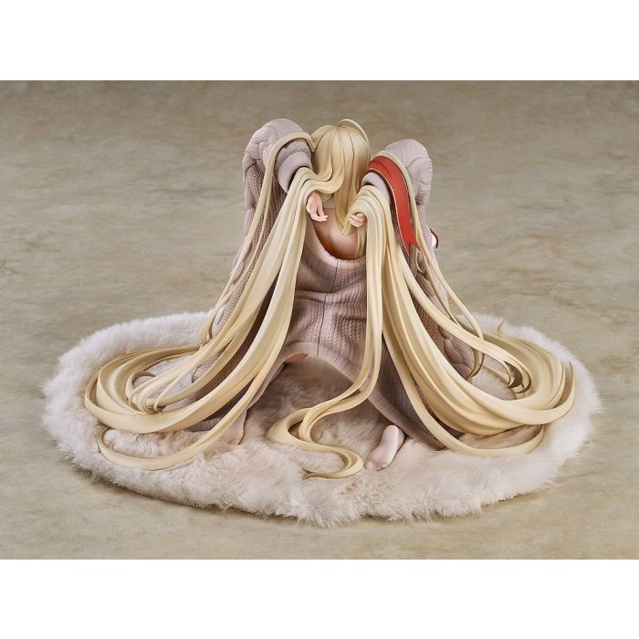 Azur Lane PVC Figure 1/7 Bismarck: Unpacked Surprise Ver. 16 cm