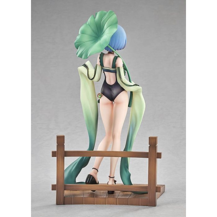 Re:ZERO -Starting Life in Another World- Statue 1/7 Rem: Breather in the Garden Ver. 26 cm
