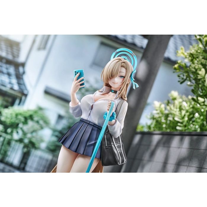 Blue Archive PVC Figure 1/7 Asuna (School): Memorial Lobby Ver. 26 cm
