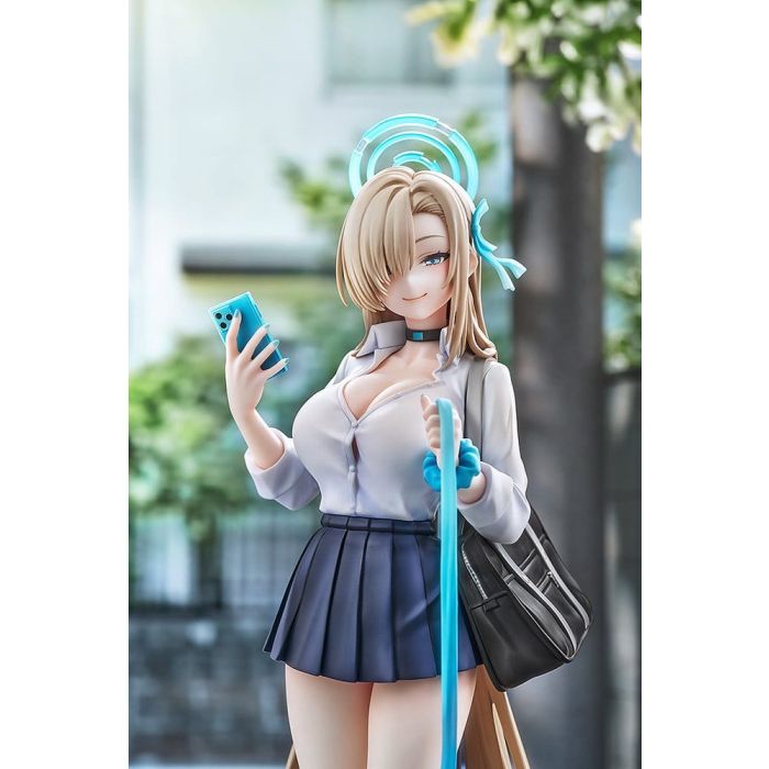 Blue Archive PVC Figure 1/7 Asuna (School): Memorial Lobby Ver. 26 cm