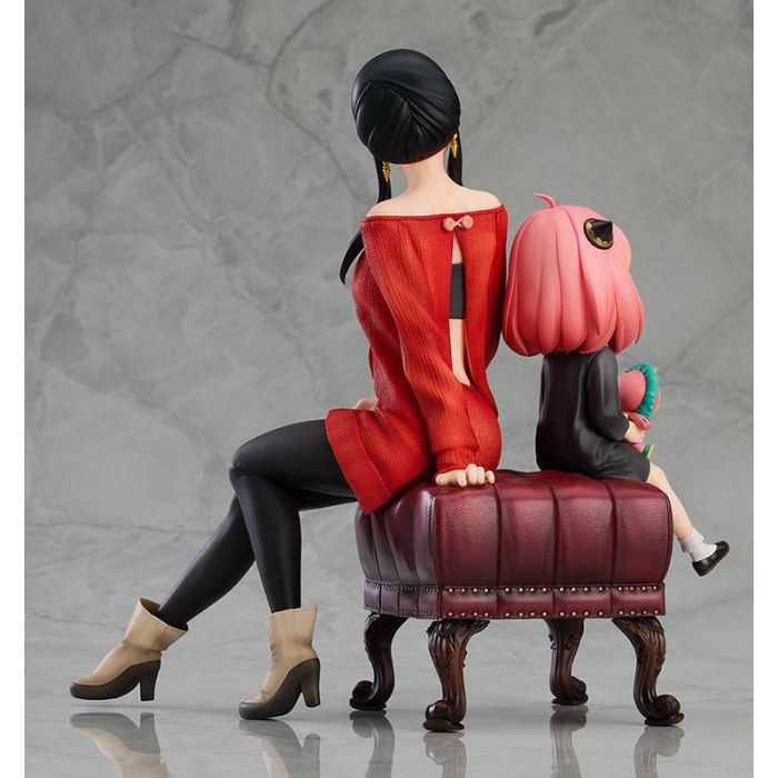 Spy x Family PVC Statue 1/7 Anya & Yor 19 cm