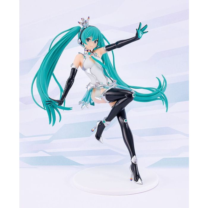 Hatsune Miku GT Project Plastic Model Kit Reincarnation Racing Miku: 2013 Ver. 19 cm