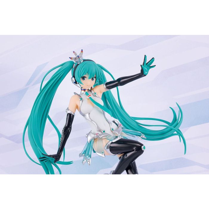 Hatsune Miku GT Project Plastic Model Kit Reincarnation Racing Miku: 2013 Ver. 19 cm