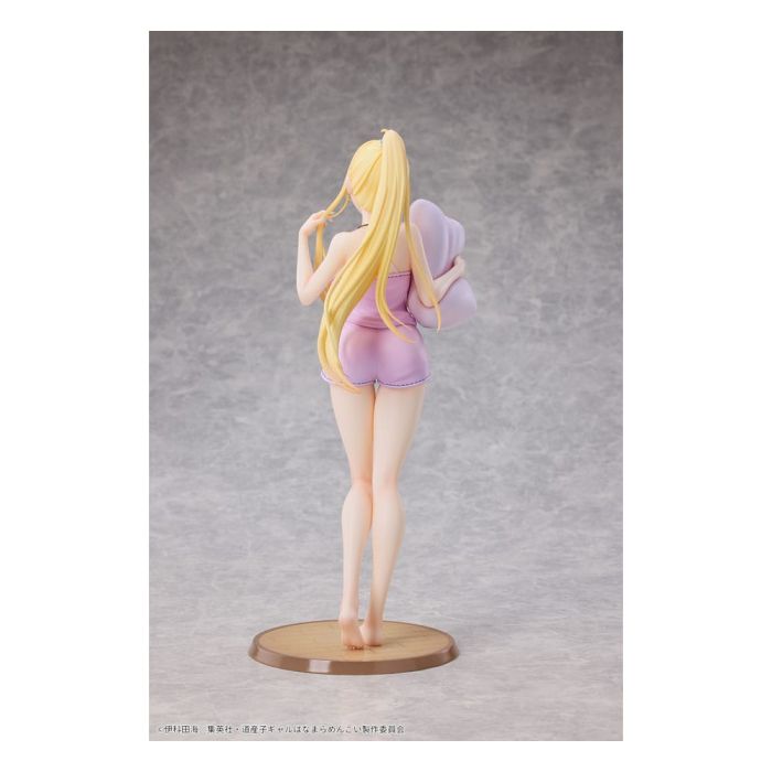 Hokkaido Gals Are Super Adorable! PVC Statue 1/6 Minami Fuyuki Pajama Ver. 27 cm