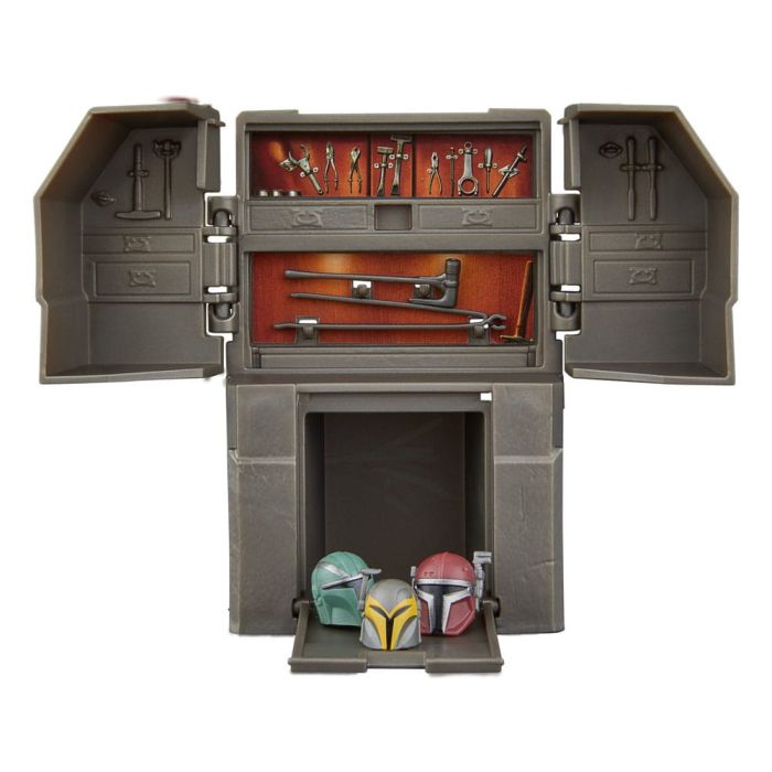Star Wars The Mandalorian Vintage Collection The Armorer's Forge with The Armorer (Lakeside Covert World)